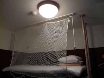 ３．大宮大成鉄道村　お泊まり処 寝台特急北斗星のトリプルルーム　お食事処 展望車の夕食