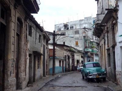 タイムマシンにお願い キューバの風景と経済
