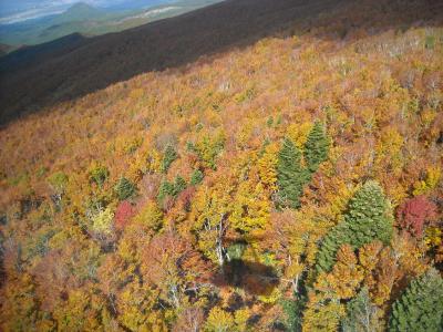 百名山と紅葉を愛でる晩秋のみちのく旅　前編