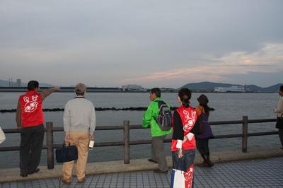 夕日ながめる屋島銀座【まちかど漫遊帖】