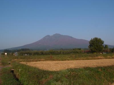 東北の秋・滝と山と紅葉と　津軽富士・岩木山にリハビリ登山