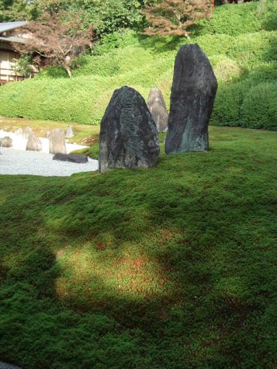 重森三玲の世界をのぞきに　霜月（上旬）　光明寺編