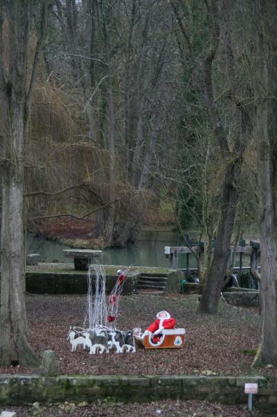 春になったらまた来よう！　Moret-sur-Loing, France