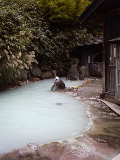 田沢湖と乳頭温泉