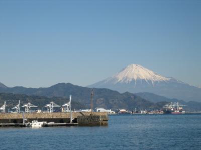 富士山と清水港、三保の海を撮る．　