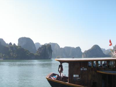 バイクが多すぎでチョー危険。結構親切な人がいた。
