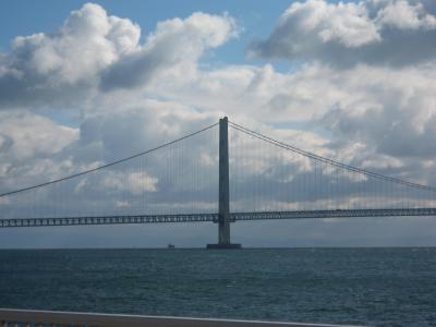 冬の明石海峡大橋