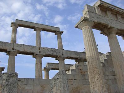 北へ南へ東へ西へ！みっしりギリシャ旅行記【16】エギナ島・航海を見守るアフェア神殿。