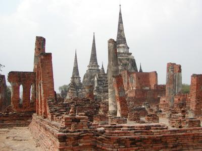 鉄道を使ってアユタヤへ