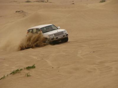 ドバイ、ファーストクラス乗り継いでやっとたどり着く旅(2005年)