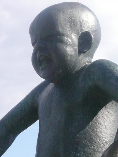スカンジナビア旅情?:39「おこりんぼう」が待つヴィーゲラン彫刻公園/フログネル公園