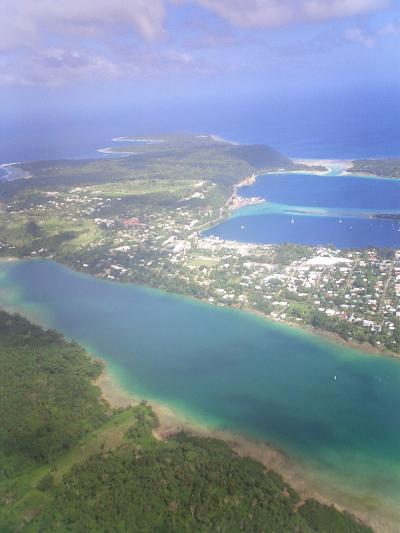 2007　バヌアツ共和国　タンナ島へ（エファテ島上空）