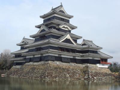 日本三大名城の一つ松本城へ一人旅