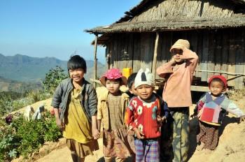 カローへ来たならトレッキングを