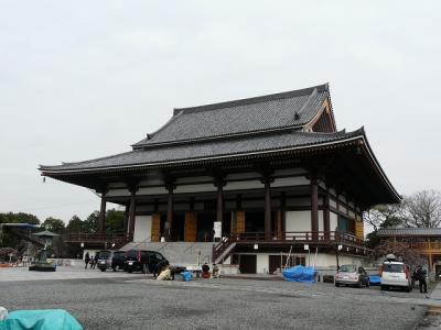 西新井大師で桜探し