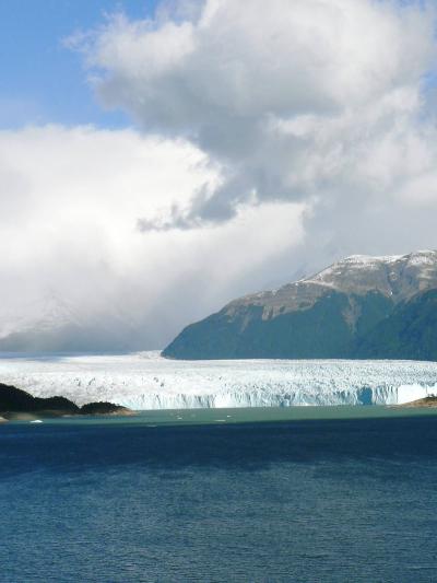 中南米の旅・思い出のアルバム　ミニ・トッレキングでレノ氷河　１