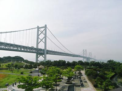 ドラ旅でお得に四国旅　?　【 瀬戸大橋 を渡ってうどんワールドへ 】