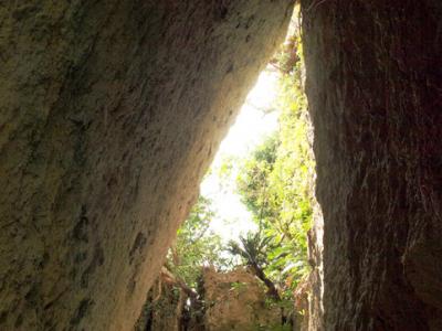 沖縄三日目は琉球王国に触れる「斎場御獄」「首里城」 …in japan