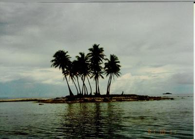 ミクロネシア・チューク島ポンペイ島訪問&世界遺産・ナンマドール