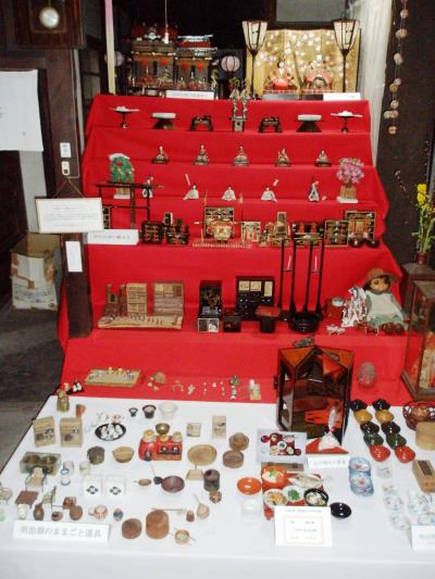 町並ひな祭り開催中の鞆の浦散策