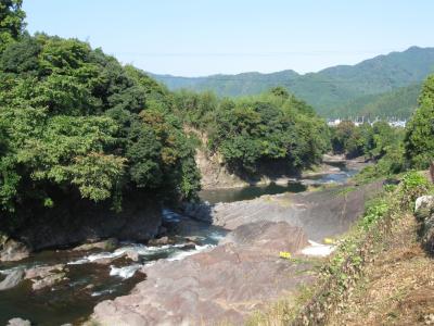 黒豆と恐竜と城下町の丹波篠山へ