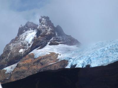エル・カラファテで初めて見る氷河　（４） El Calafate, Algentina