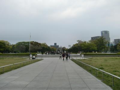 平和記念公園へ花見！