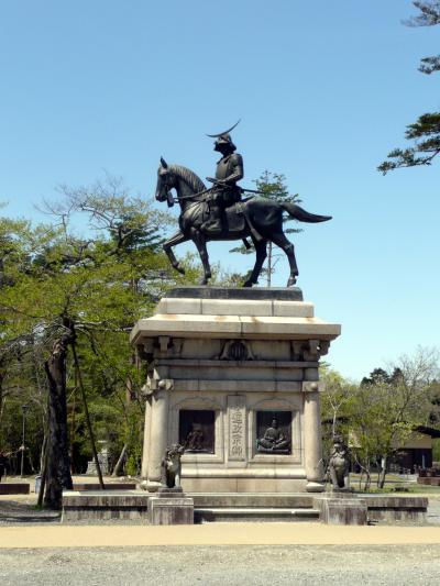 青葉繁れる　仙台城址　その３　政宗公がいっぱい！