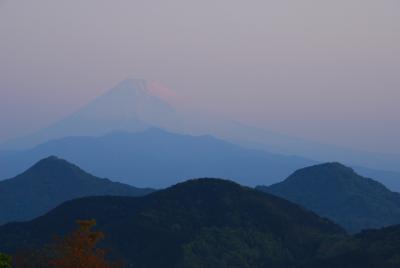 息も絶え絶え～伊豆の城山(じょうやま)富士山撮影