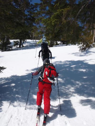 ２００９至仏山の山スキー　（吹割の滝観光つき）