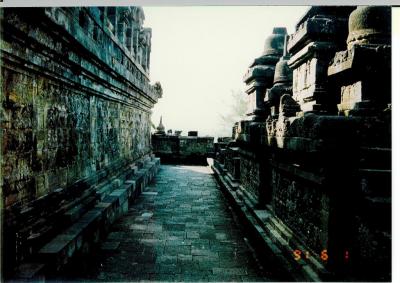 91年の誕生日はボロブドゥールで迎えた