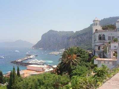 ナポリ・ローマ！からちょっと郊外へ　～１・２日目・カプリ島とナポリ市内編～
