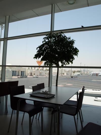 アバヤでゴー♪神秘の国サウジアラビア１　行きの関空～ドーハ篇　