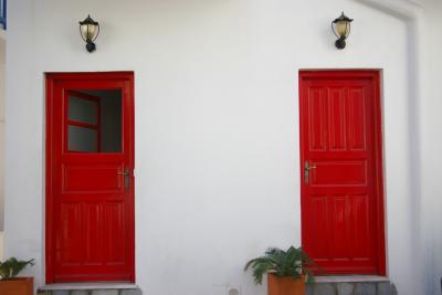 ギリシャ→トルコ　?ミコノス島