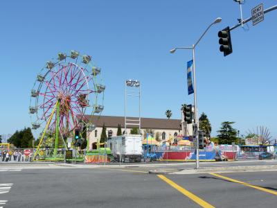 おらが町にカーニバルがやって来た！サンマテオ「ST. TIMOTHY'S SCHOOL SPRING CARNIVAL」