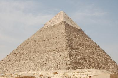ファラオに会いたくて　エジプト?　ギザ３大ピラミッドと太陽の船