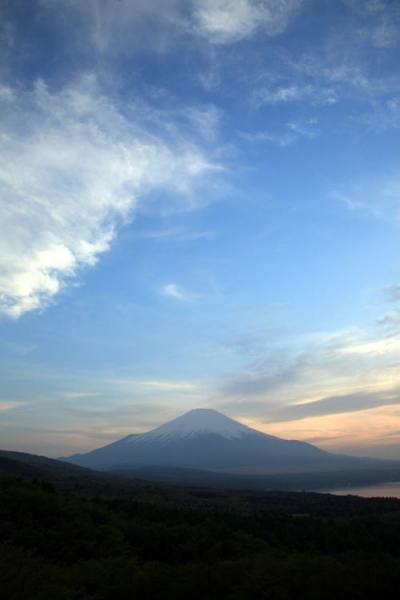 車で山梨 ★富士五湖めぐり・新緑と逆さ富士を求めて