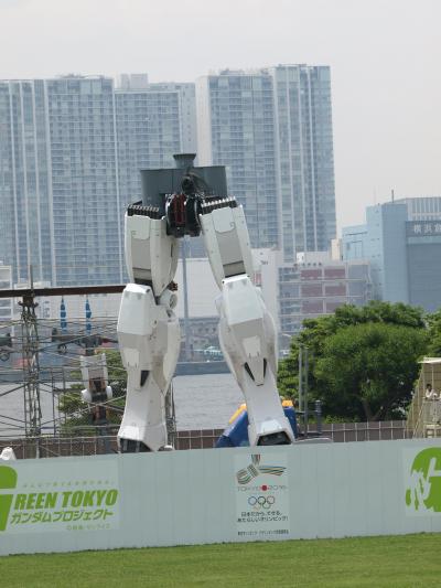 お台場に立つガンダム
