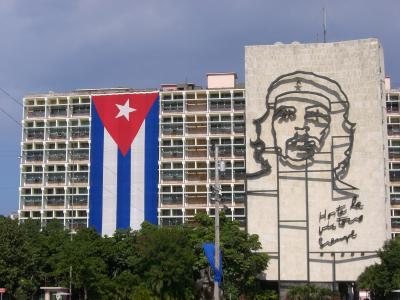 年越しキューバ ～革命50周年をハバナで迎える～