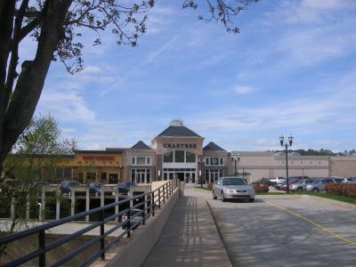 RDU(ラレイ・ダーラム国際空港）至近のショッピング・モール、Ｃrabtree Valley Mall