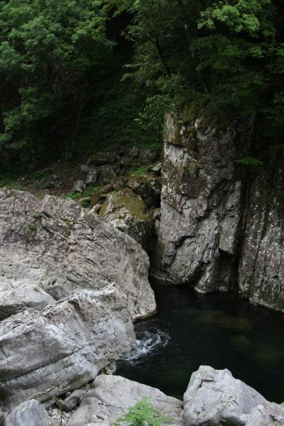 ひとり旅 ［533］ 匹見峡へ＜新緑の表匹見峡を走る＞島根県益田市