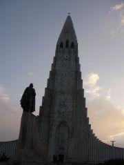 初一人旅。10年越しのアイスランド旅行。