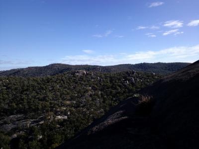 ギラウィーン国立公園★楽岩のお山v