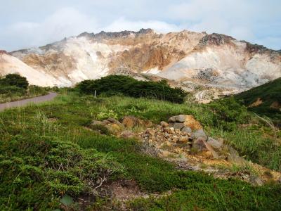 *北海道の新日本百名山　（恵山６１８ｍ）　海が見える活火山！