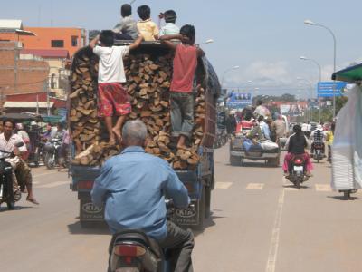 バンコク～上海　バックパッカー大学三年の夏。　カンボジア編?。