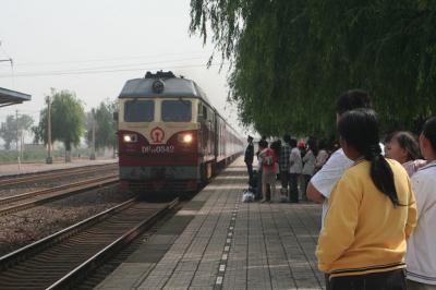 中国・中原地方の旅　−１０　臨フェン　　接客マナーに感激