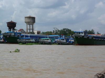 ホーチミン（サイゴン）とその郊外のメコン河