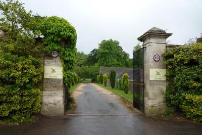 ヴァージンアトランティックアッパークラスで行くコッツウォルズ＆湖水の旅2 Bibury Court  Hotel
