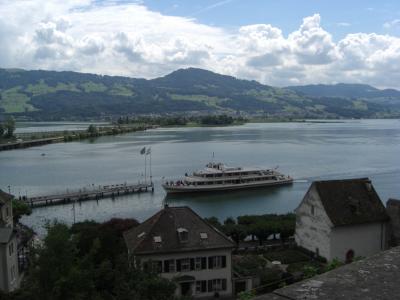 スイス人がアレンジしたスイス旅行?　チューリッヒ湖畔のRapperswil