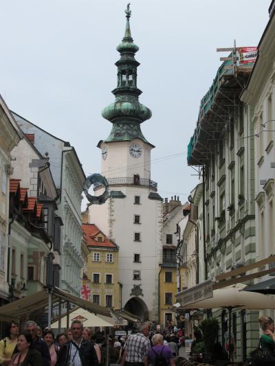 スロヴァキアの旅・・ユーモアあふれる像が町に点在する、首都ブラチスラヴァを訪ねて